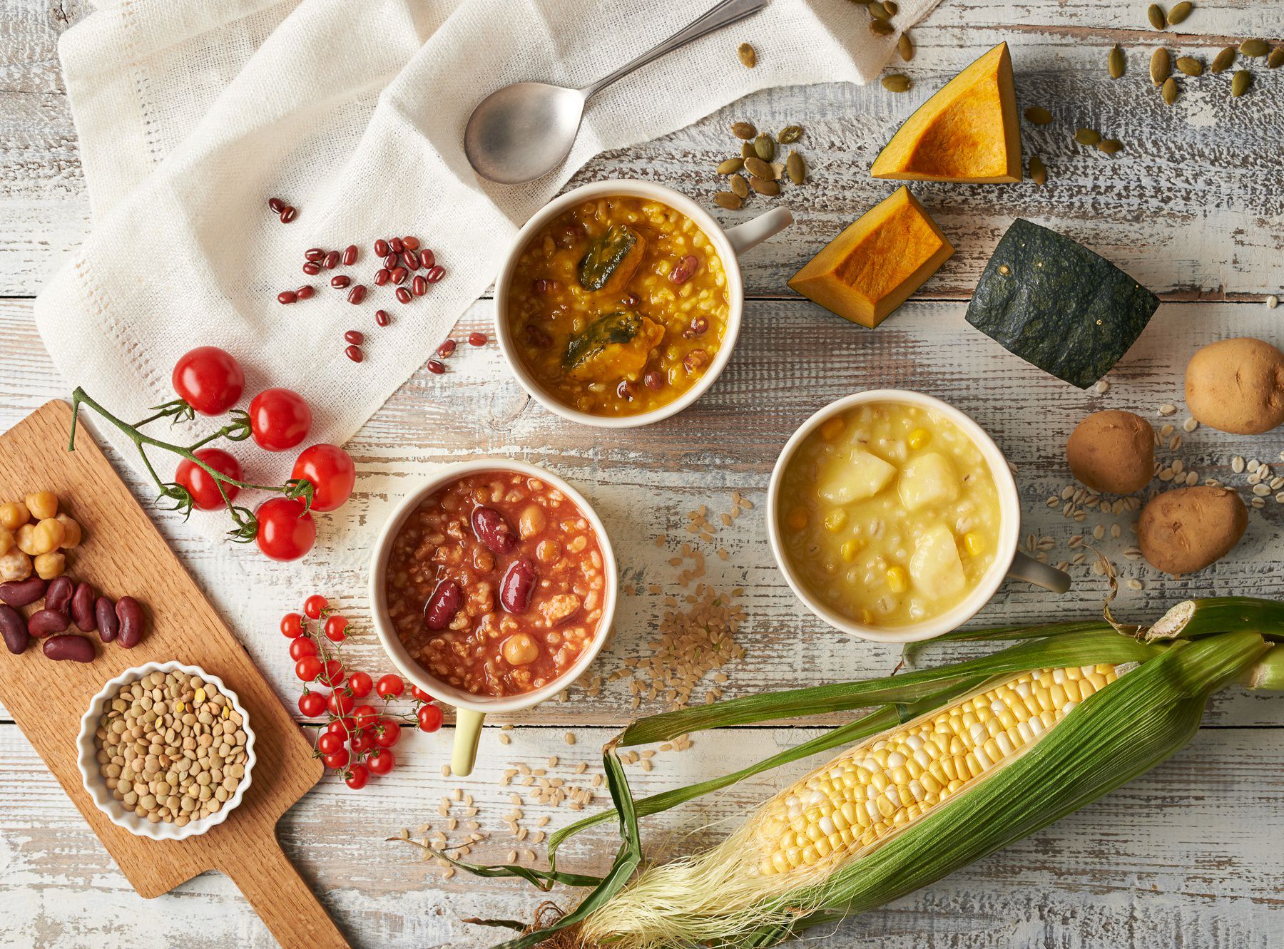 potayu コーン、パンプキン、トマトと野菜が並んでいるイメージ写真